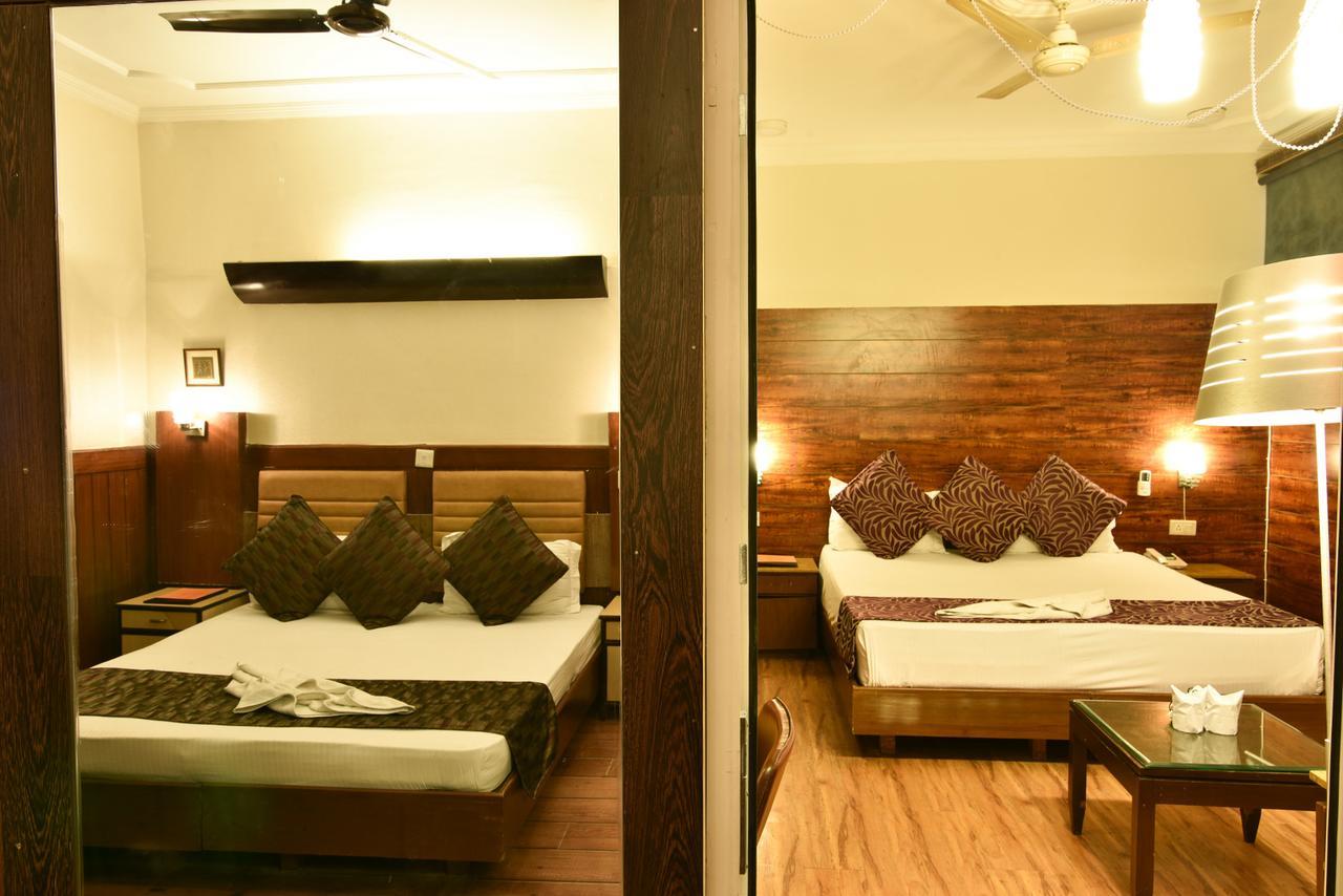 Casa Royal Bed & Breakfast New Delhi Exterior photo
