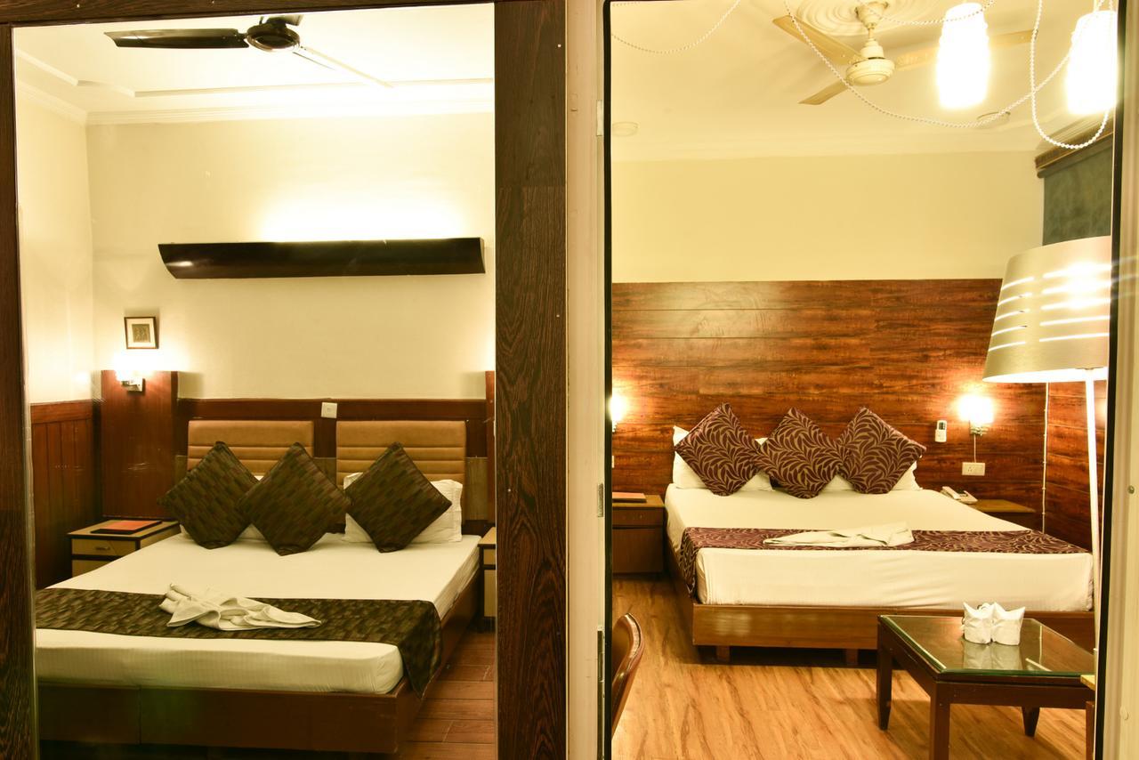 Casa Royal Bed & Breakfast New Delhi Exterior photo